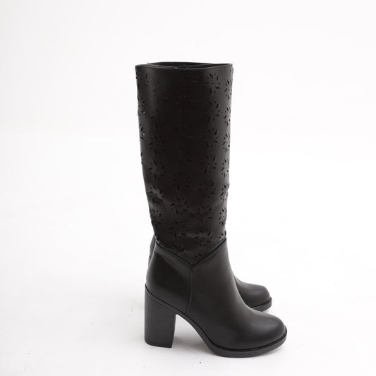 STIVALE TACCO TRAFORATO FIORE  NERO<BR/> 