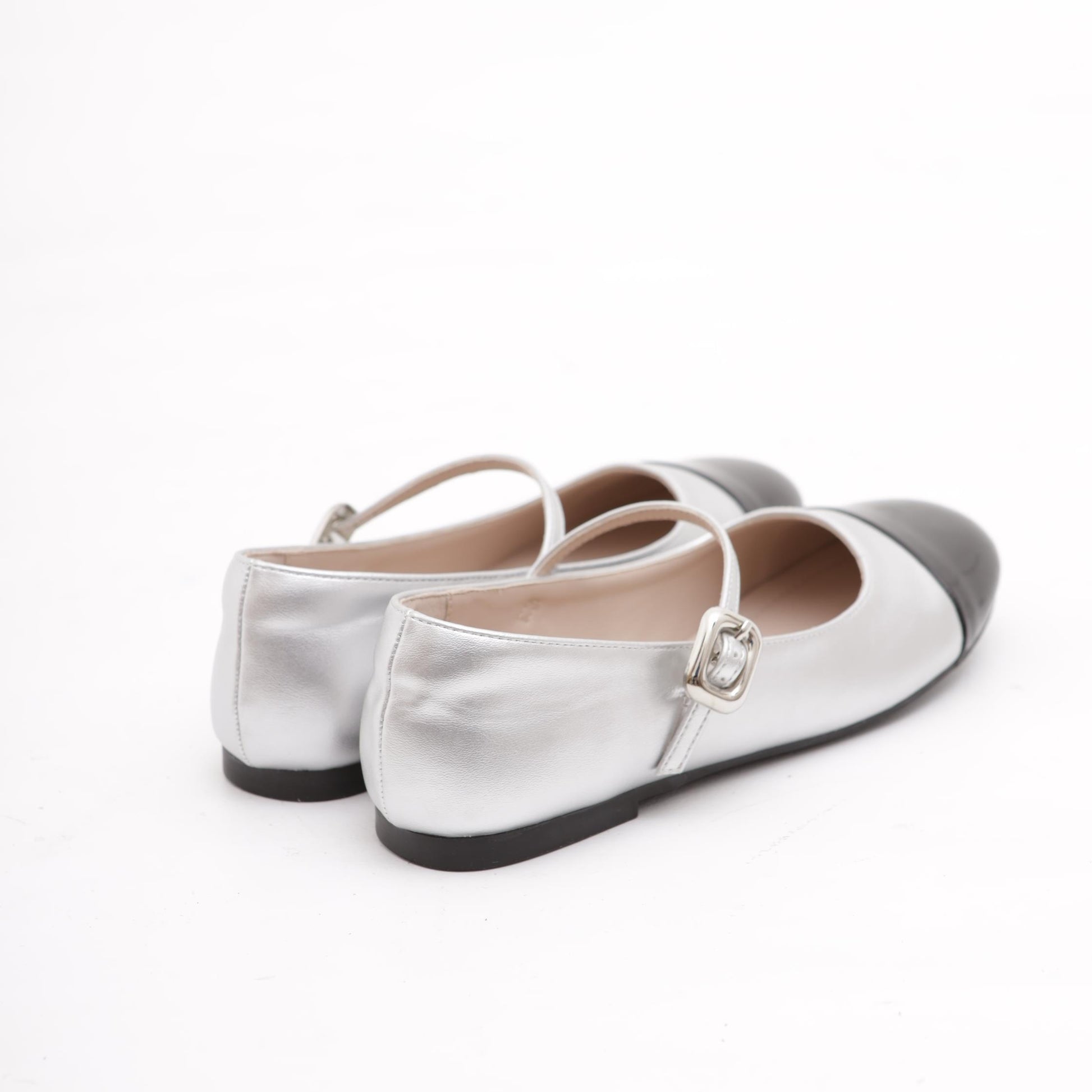 MARY JANE FLAT CON PUNTALE ARGENTO 