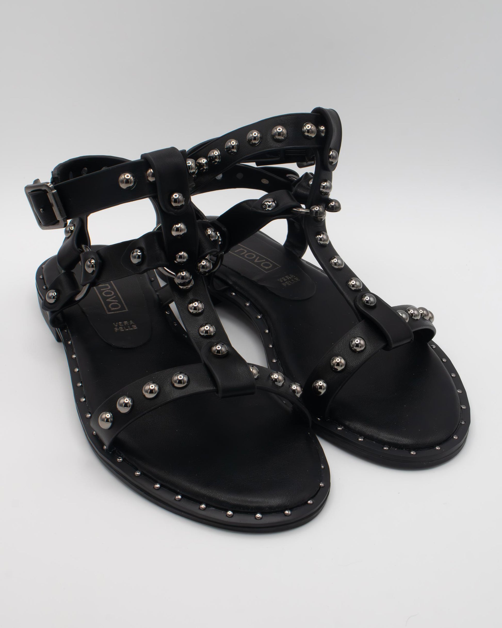 SANDALO FLAT BORCHIE ANELLO NERO 