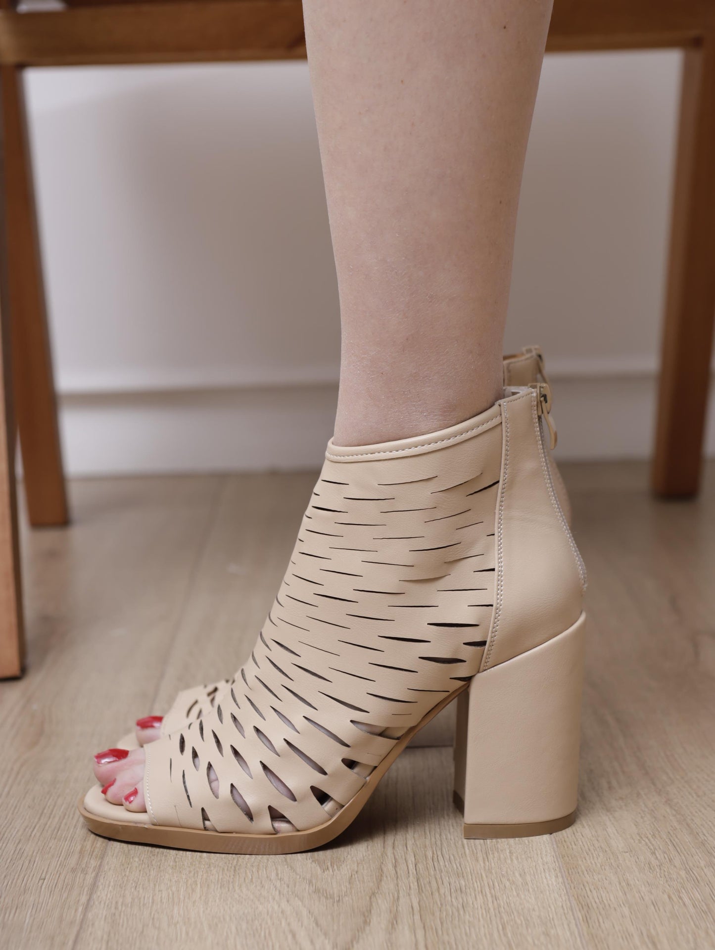 TRONCHETTO SPUNTATO BEIGE 