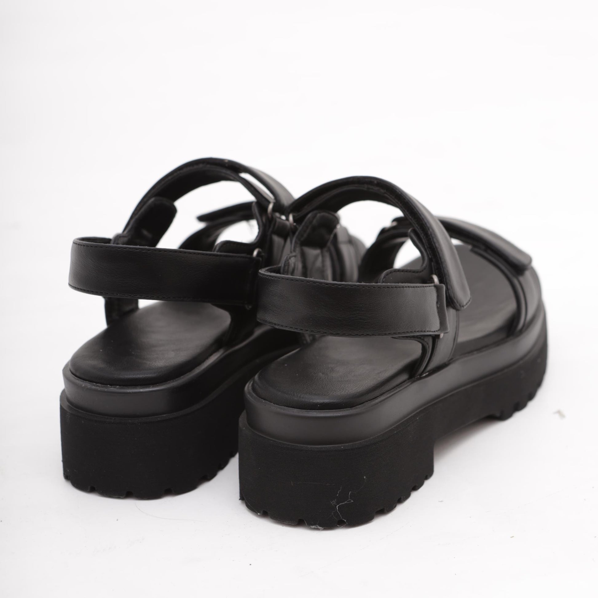 SANDALO FLATFORM DOPPIA FASCIA NERO 
