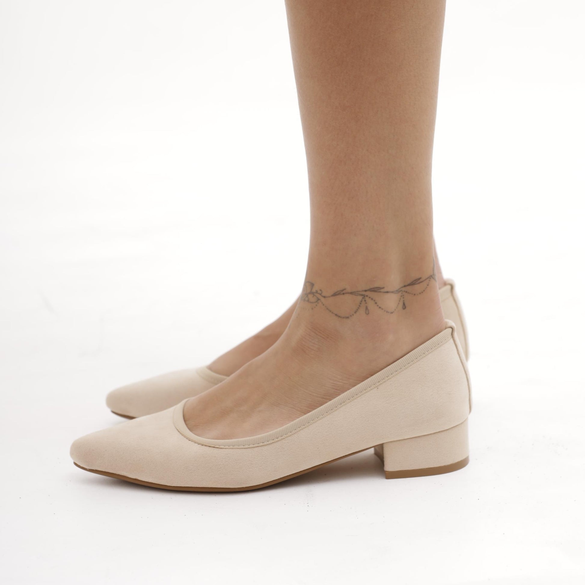 DECOLLETE' BASSA BEIGE 