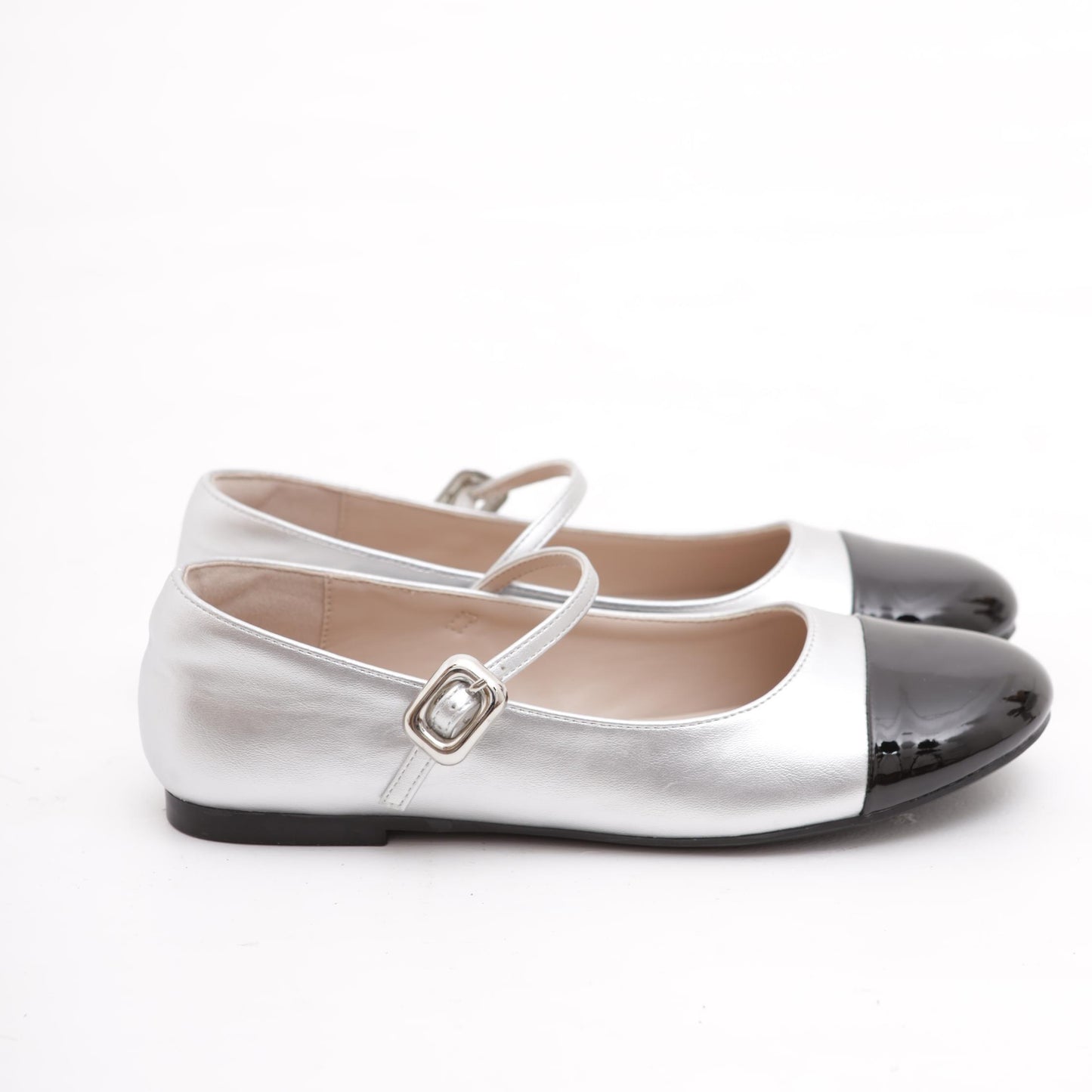 MARY JANE FLAT CON PUNTALE ARGENTO 