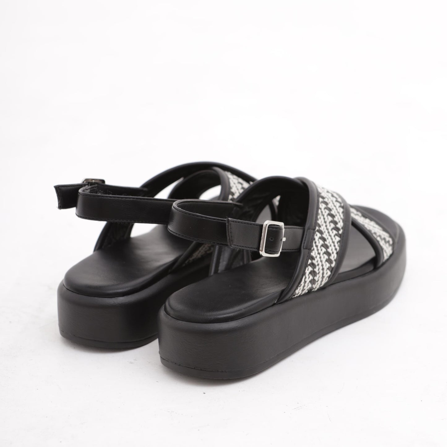 SANDALO FLATFORM INCROCIO NERO 
