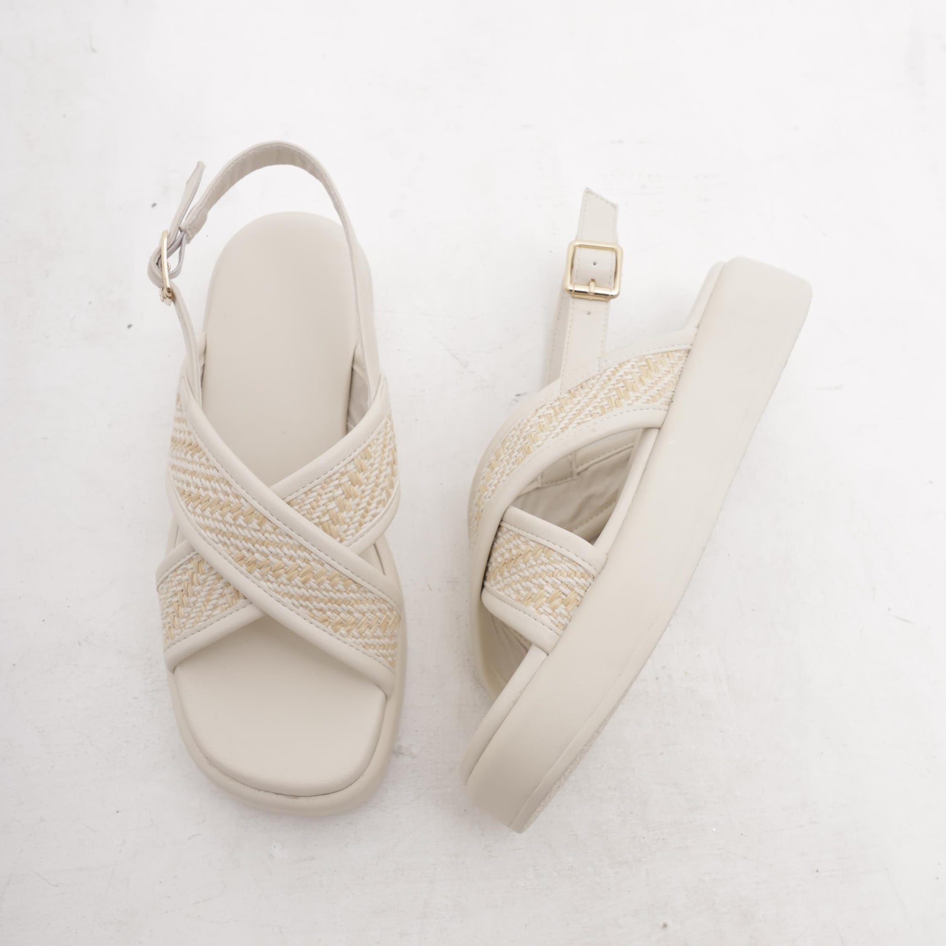 SANDALO FLATFORM INCROCIO PANNA 